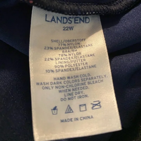 Lands' End Scoop Neck Tugless-Tank One-piece Swimsuit in Paisley & Flowe… - Picture 8 of 10